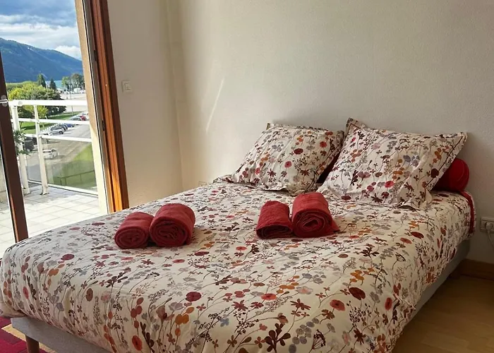 アパート Les Jardins Du - View 3 エクスレバン