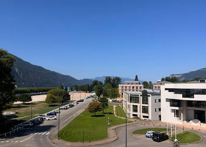 アパート Les Jardins Du - View 3 エクスレバン